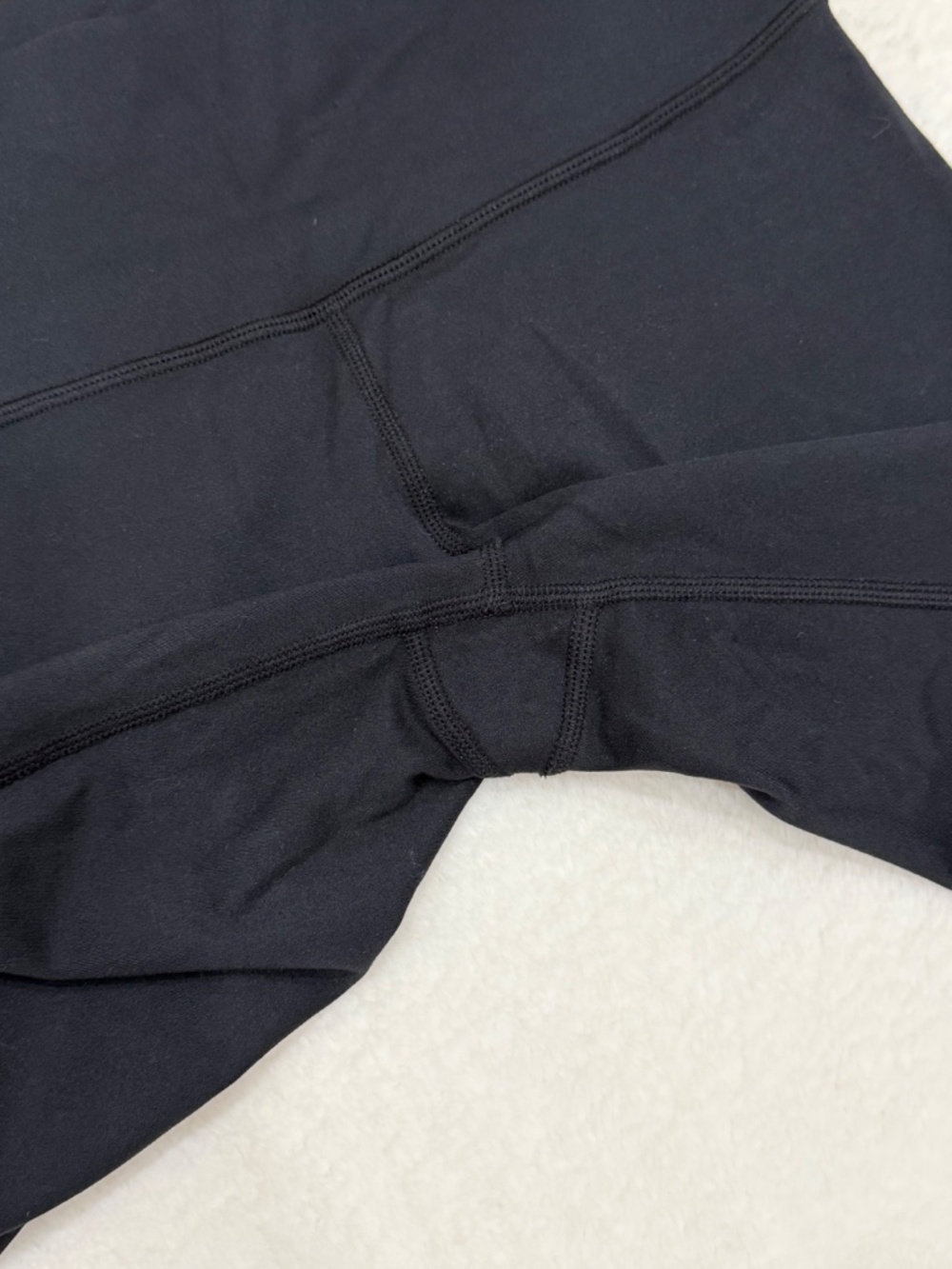 ALO yoga High-Waist Black Leggings - Picture 7 of 7